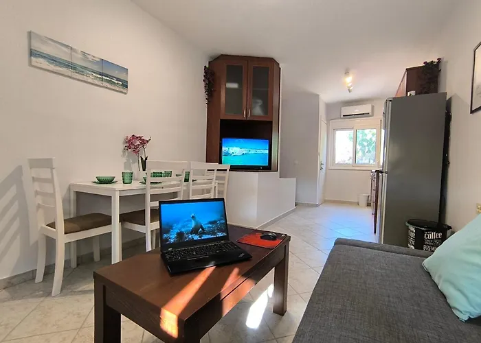 Summer Magic In * Psakoudia